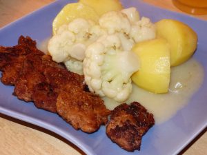 Meat substitutes soy medallions cauliflower potatoes
